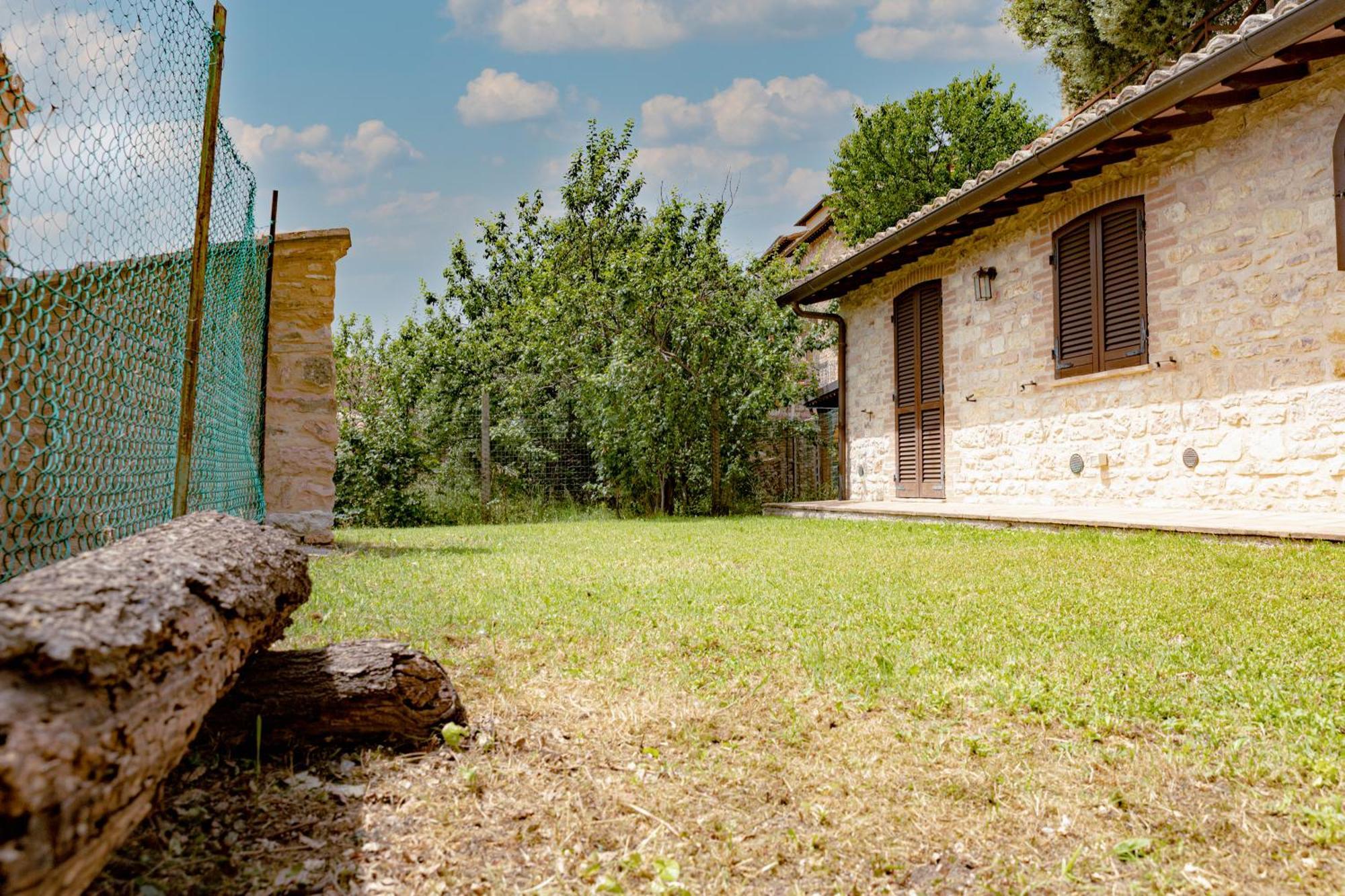 Rustic House, Con Patio E Giardino, Assisi Centro 빌라 외부 사진