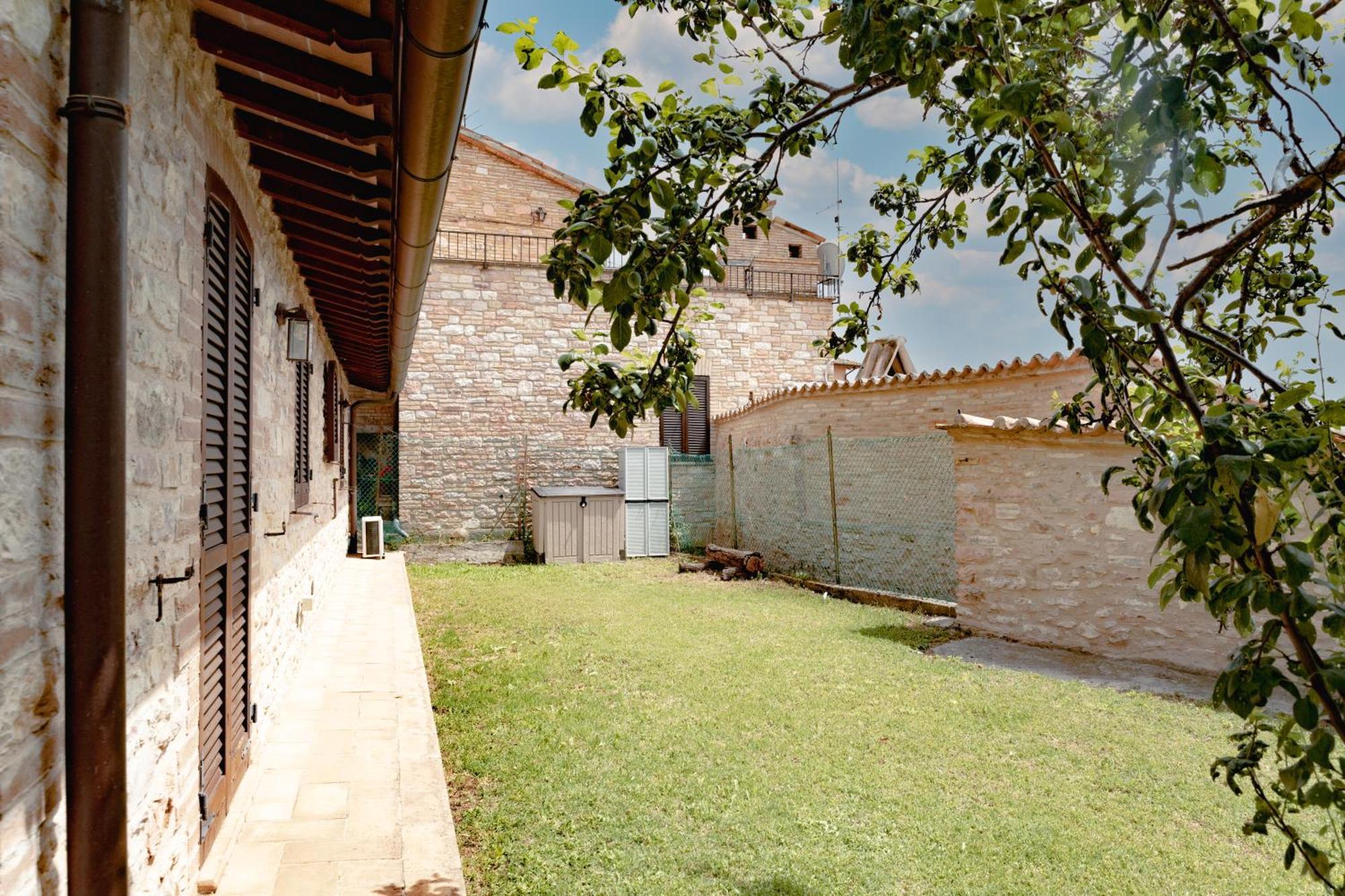 Rustic House, Con Patio E Giardino, Assisi Centro 빌라 외부 사진